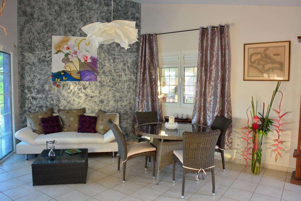 Villa Améthyste avec grande piscine privée, jardin clos, parking privé Le Robert Esterno foto